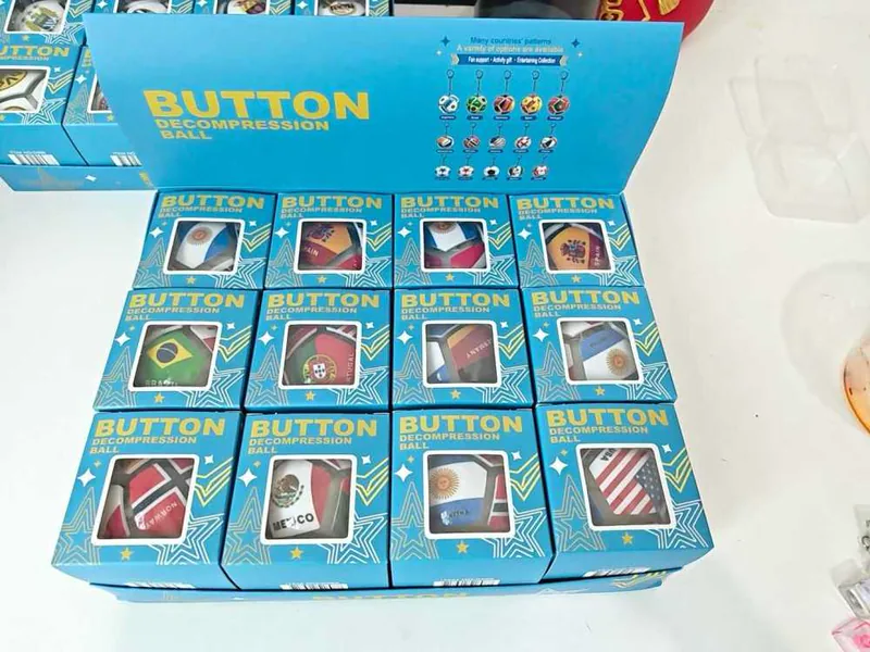 Wholesale of Cross-Border Soccer-Themed squeeze-format Button Balls, Hand and Fingertip squeeze-format